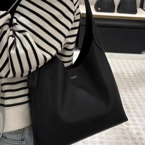 Coach Shoulder Bag Brooklyn 28 - Picture 3 of 5